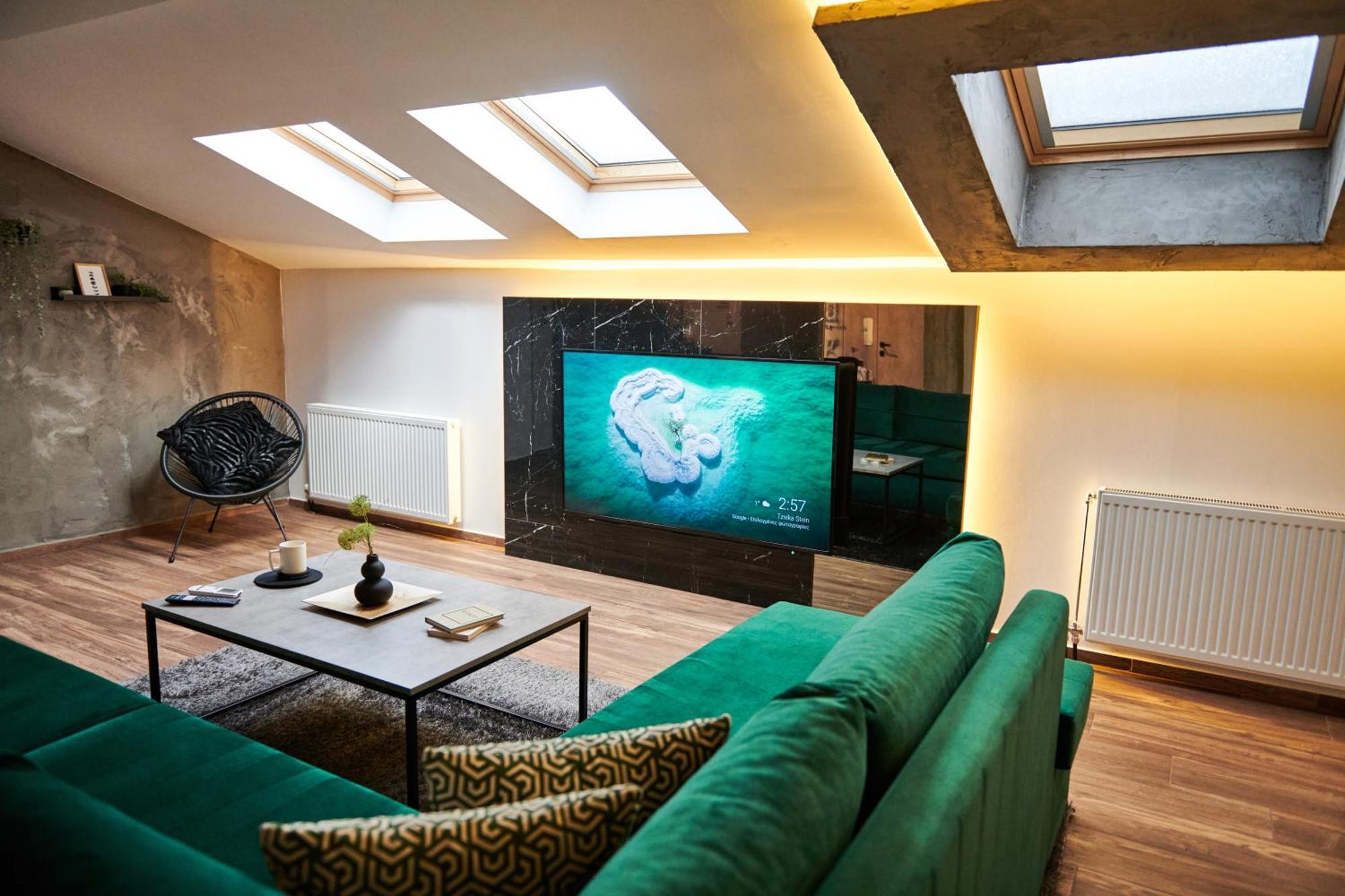 The Skyline Suite Флорина Экстерьер фото